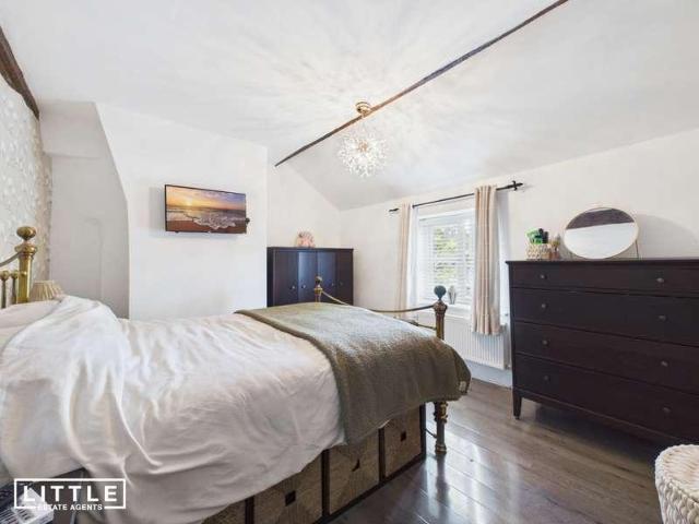 House for sale in Holt, St Helens