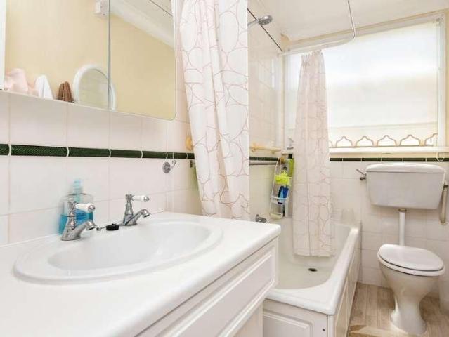 House for sale in North Shoebury, Alton Barnes