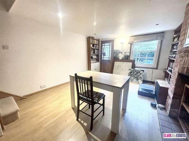 House for sale in Watergate, Devon