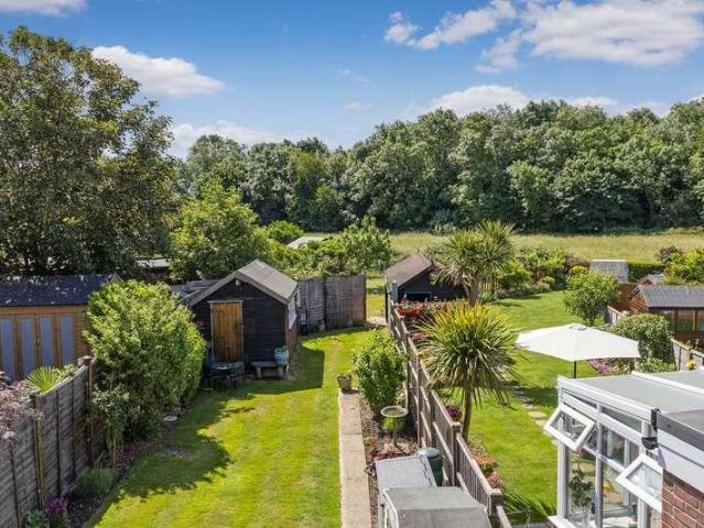 House for sale in Uxbridge, Denham