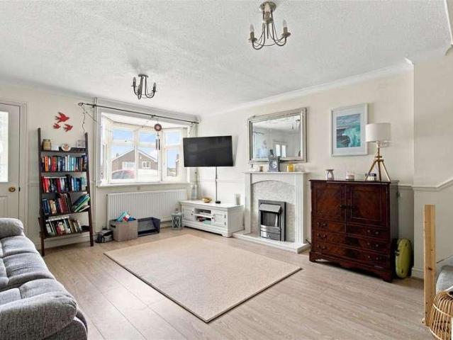 House for sale in Seaford, Iford