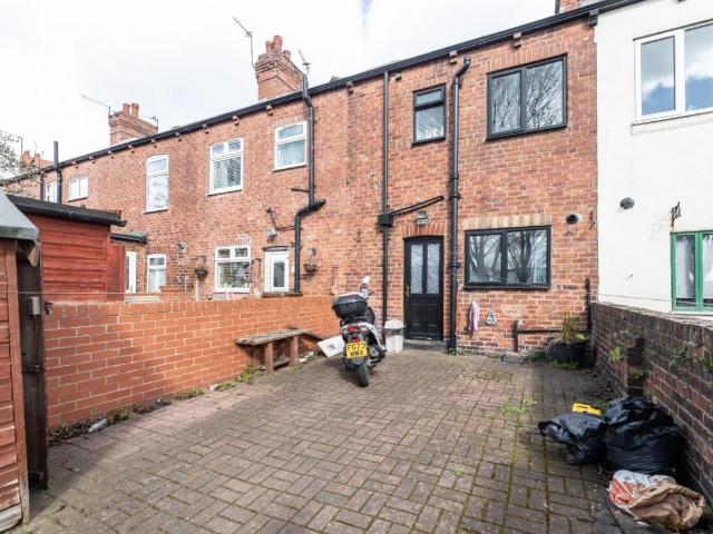 House for sale in Glasshoughton, Castleford