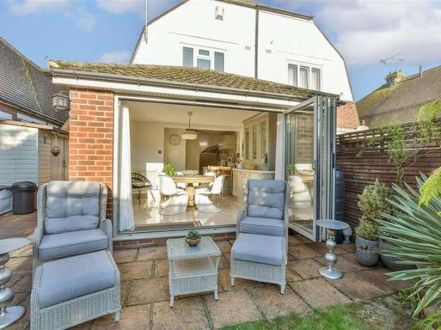 House for sale in Lower Rainham, Gillingham