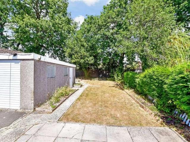 House for sale in Spring Vale, Hampshire