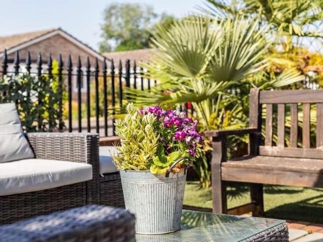 House for sale in Caldecott, Dromore