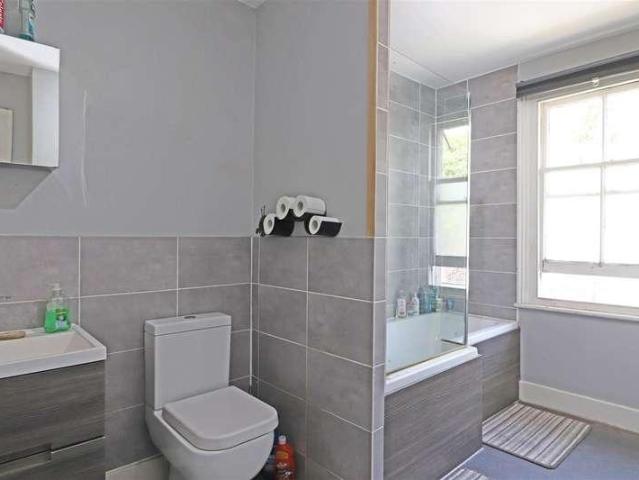 House for sale in Red Hill, Surrey