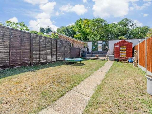 House for sale in Luton, Chatham