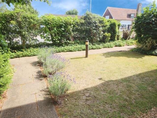 House for sale in Twyford