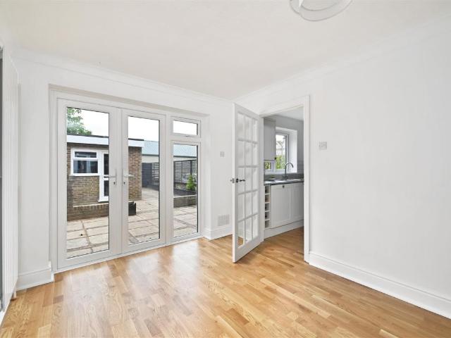 House for sale in Central, Heathlands