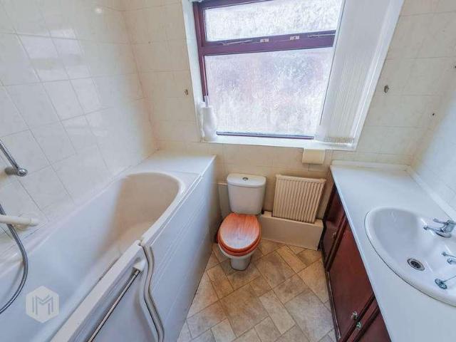 House for sale in Barton upon Irwell, Salford