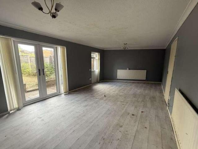 House for sale in Murdishaw, Halton