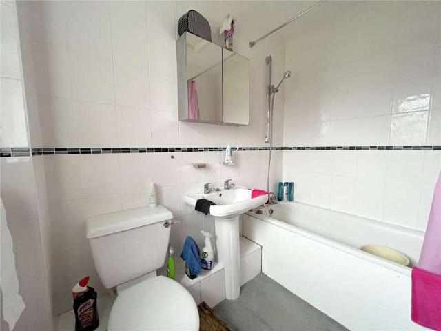 House for sale in Highcliffe