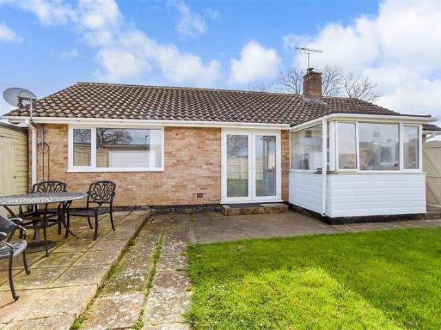 House for sale in Barnham and Eastergate, Clapham