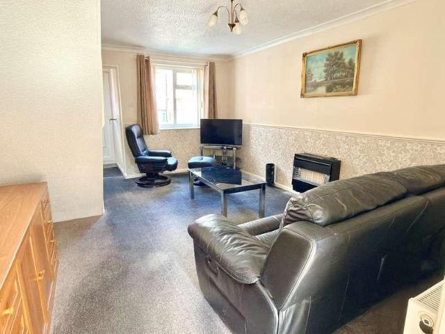 House for sale in Priors Park, Tewkesbury