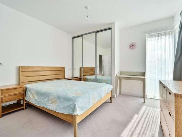 House for sale in Barton Park, The Slade
