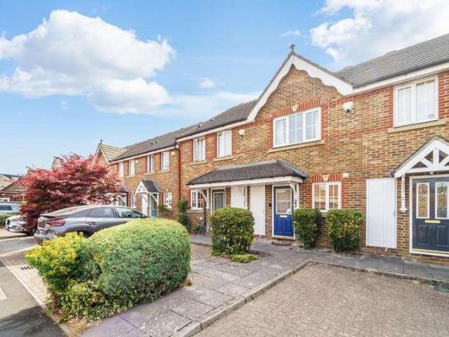 House for sale in Worcester Park, Greater London