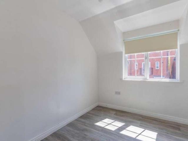 House for sale in Bryncyn, Falcon Lodge