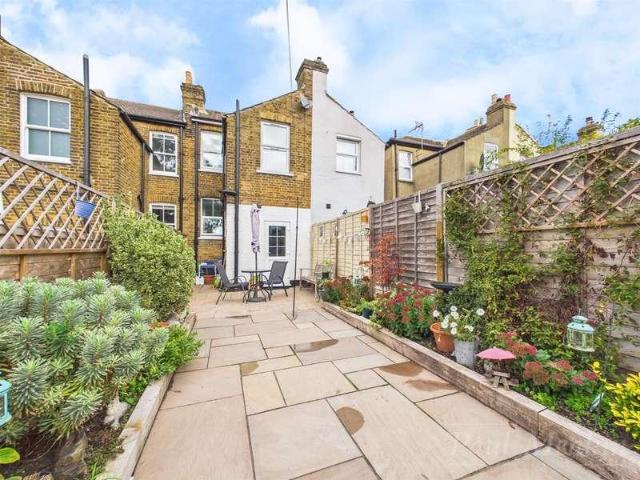 House for sale in London Borough of Croydon, Greater London