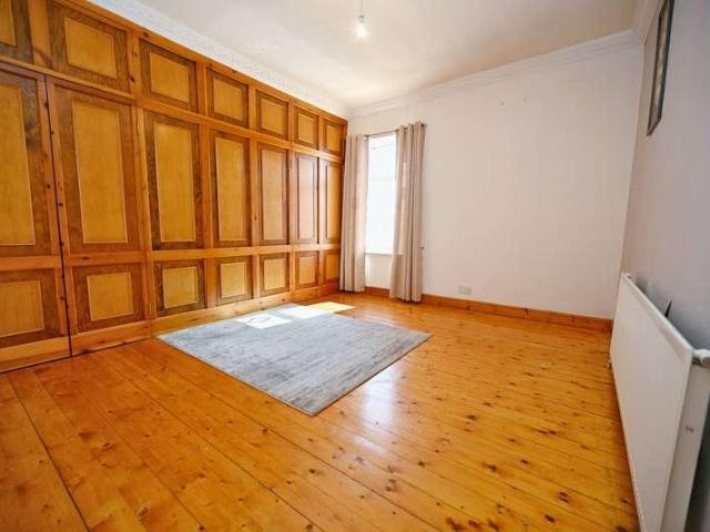 House for sale in Darfield, South Yorkshire