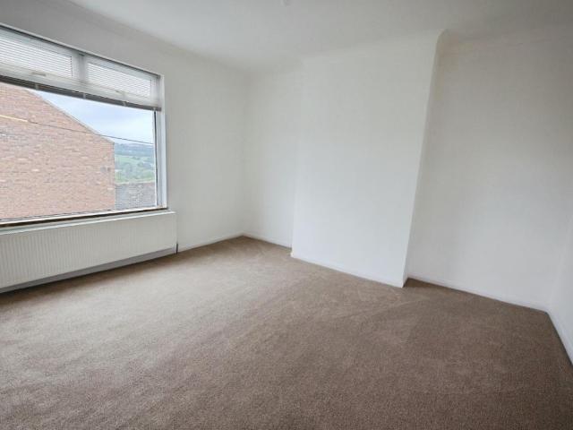 House for sale in Newfield