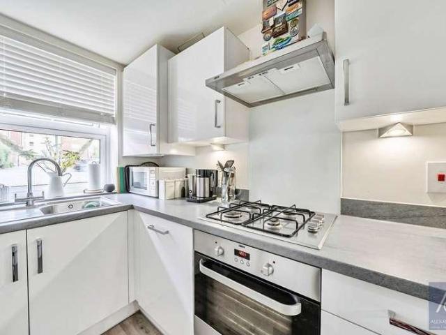 House for sale in Buckingham, Buckinghamshire