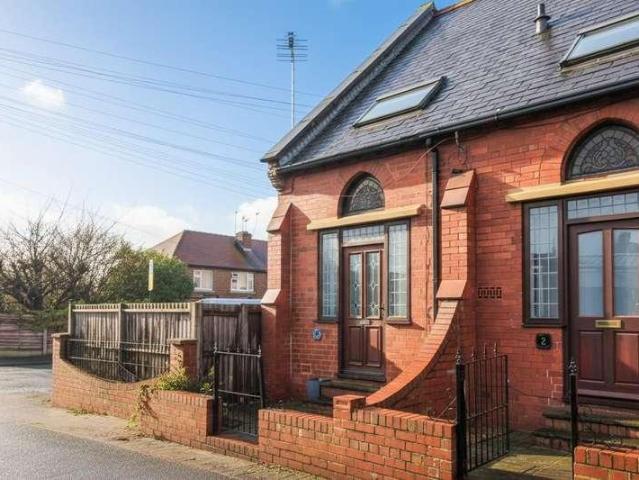 House for sale in City Fields, West Yorkshire