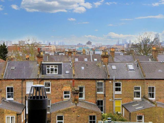 House for sale in Archway, Greater London