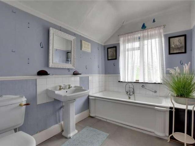 House for sale in Kidbrooke, Greater London
