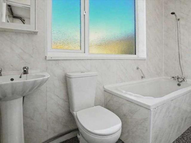 House for sale in Pembroke Dock, Wales