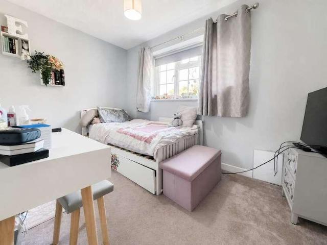 House for sale in Kingsdown, Swindon