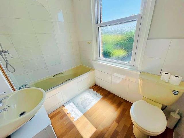 House for sale in Lane, Greater London