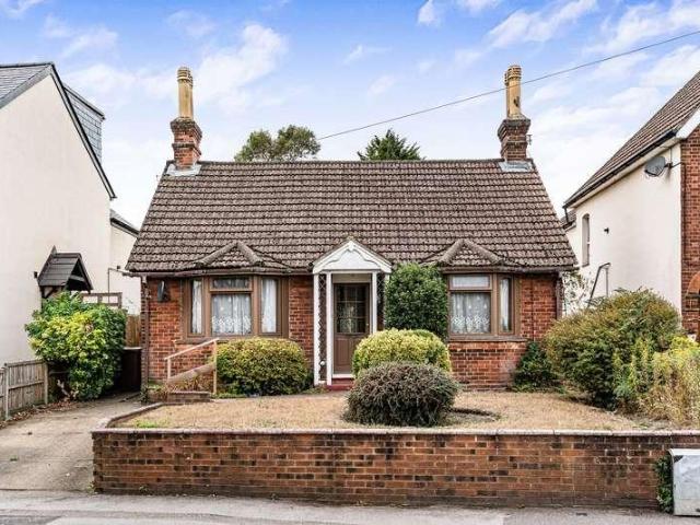 House for sale in Farnborough, Hampshire