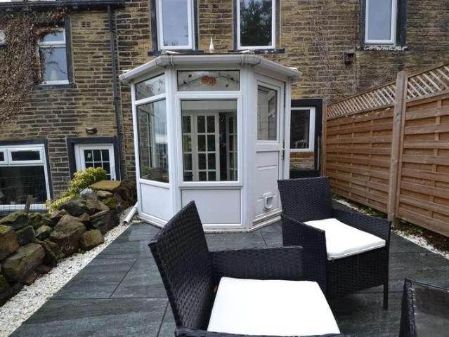House for sale in Baildon, West Yorkshire