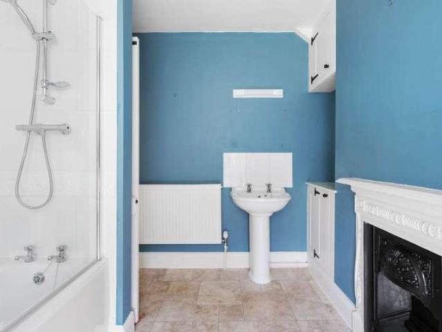 House for sale in Hamsey, Iford