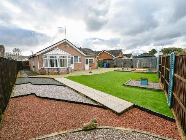 House for sale in Oakley, Merley