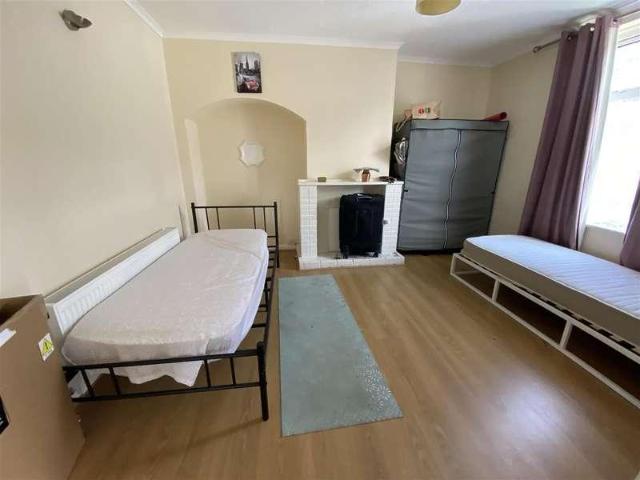 House for sale in London Borough of Barking and Dagenham, Greater London