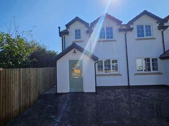 House for sale in Fearnhead, Warrington