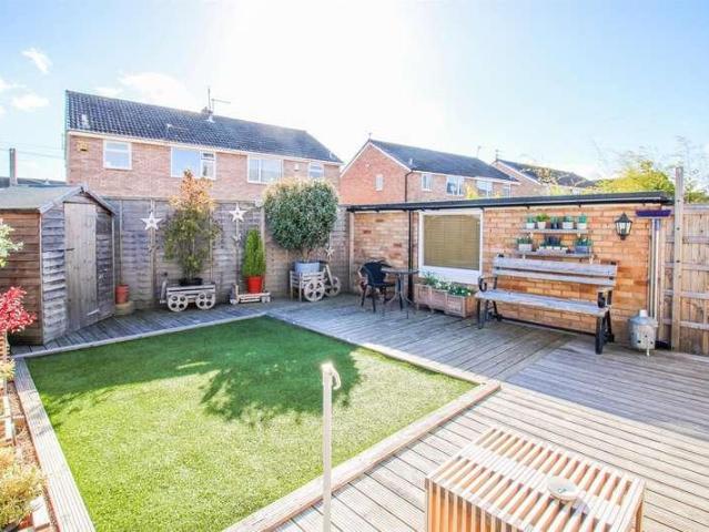 House for sale in Crigglestone, Wakefield