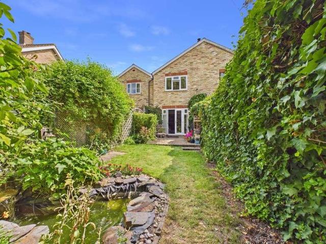 House for sale in King's Walden, Hertfordshire