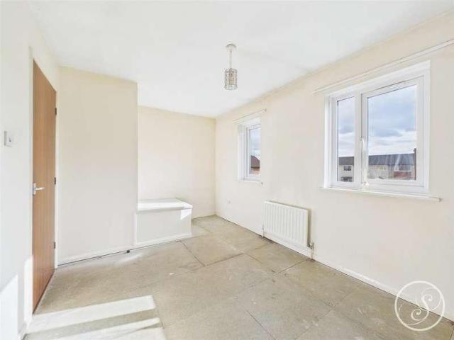 House for sale in Scholes, West Yorkshire
