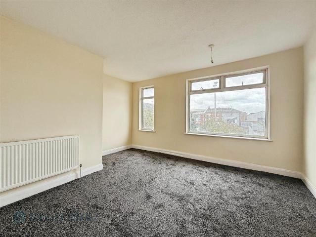 House for sale in Victoria Dock, Hull