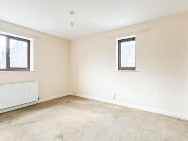 House for sale in Feckenham, City Of Bristol