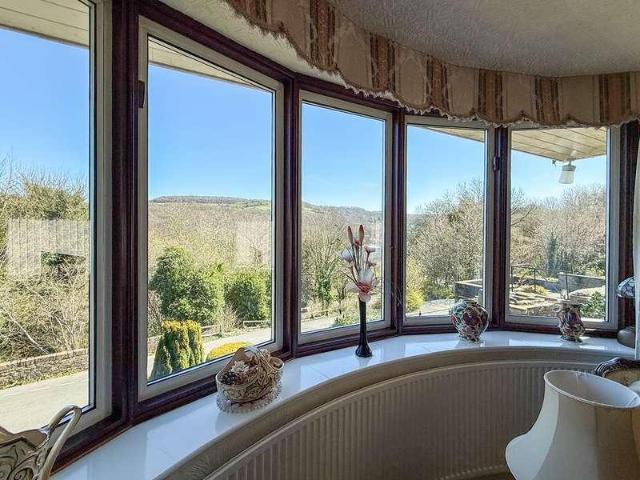 House for sale in Holme Valley, Honley