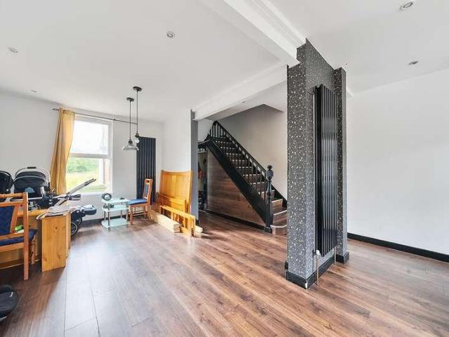 House for sale in Ewens Farm, Golden Valley