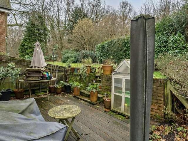 House for sale in Grayswood, Fole