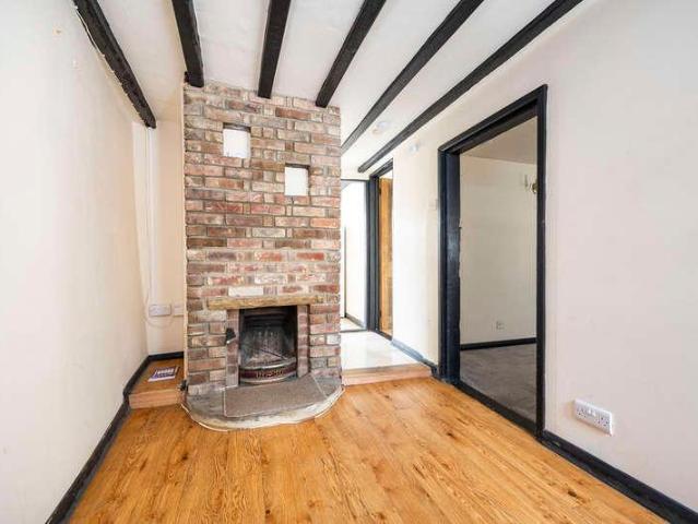 House for sale in Chelmondiston, Suffolk