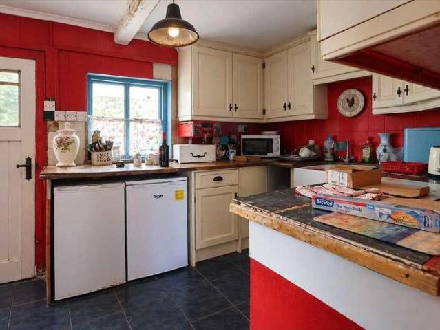 House for sale in Little Oakley, Dale Hill