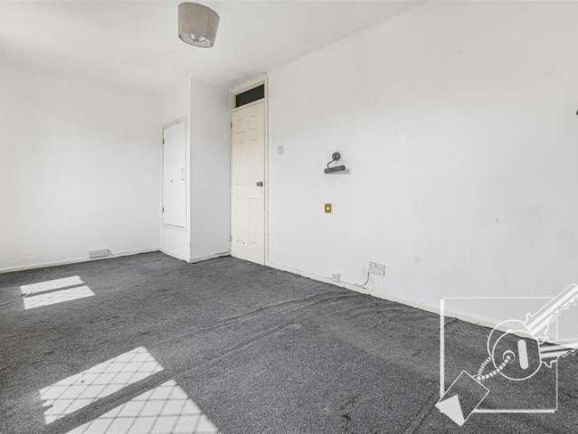 House for sale in Singlewell, Hamerton