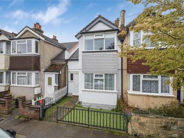 House for sale in Bromley, Widmore