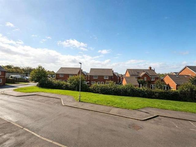 House for sale in Blunsdon, Broad Blunsdon